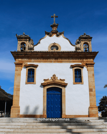 Vista externa da Igreja Matriz de Santo Antônio em Mateus Leme