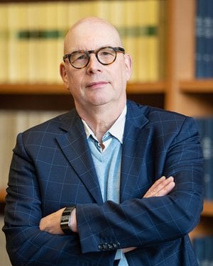 Directeur juridique du GIE, garant de la conformité et de la confiance