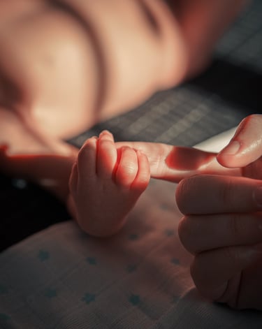 fotografia de recien nacido, bebe e infantil en granada alex marley con información de packs y precios de las sesiones