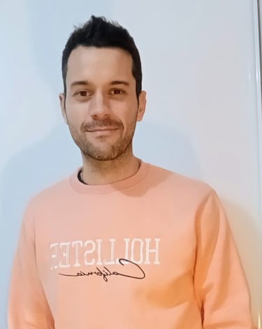 Psicólogo del equipo clínico de Punto de Acuerdo, especializado en terapia psicoanalitica