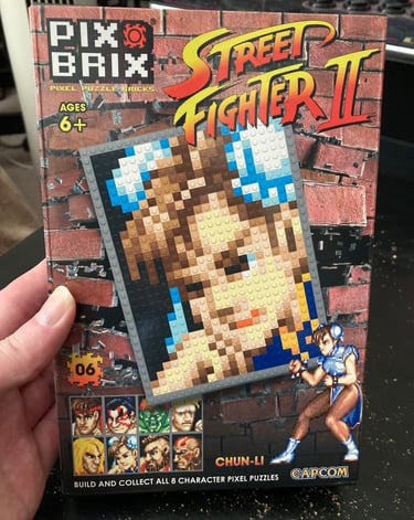 Pix Brix - Street Fighter 2 Chun-Li Box