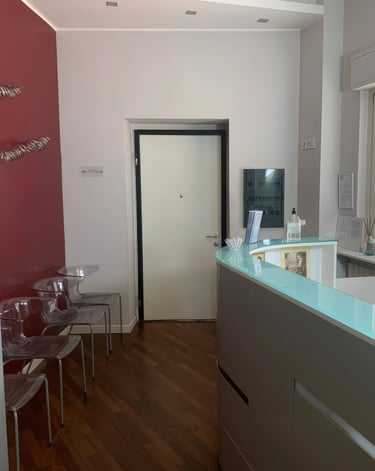 Reception centro fisioterapia moderno a Terni