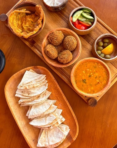 oman-falafel-lenticchie-omelette