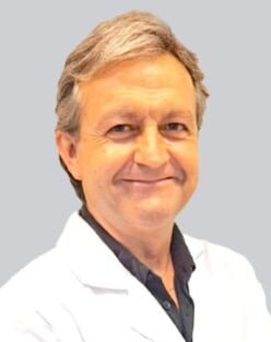 Dr. Esteba Hernández, Angiología, Cirugía Vascular, Instituto Médico Vilafortuny, Cambrils, Tarragon