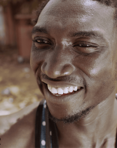 Ouagadougou Burkina Faso Court métrage Les Débrouillards vendeur ambulant