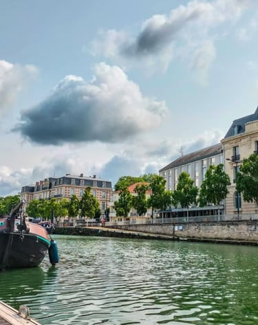 Quai de la République à Verdun