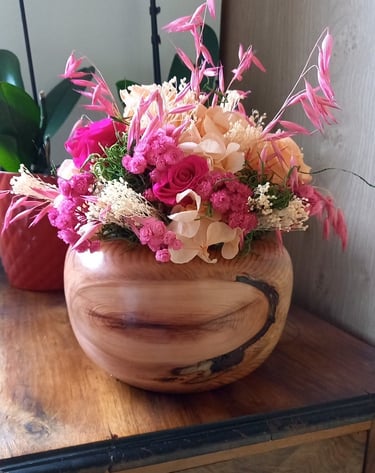 Pot à fleures séchées en séquoia