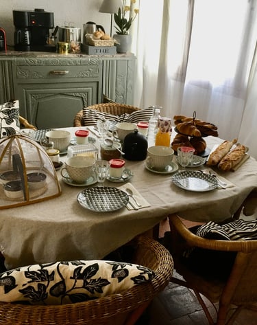 anjou angers vihiers cholet saumur vignobles vin chaleur joie douceur week end clés en mains