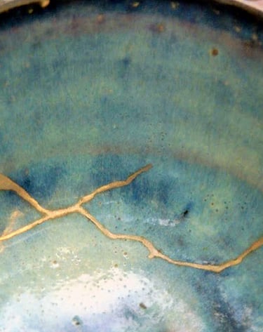 the Japanese art of Kintsugi
