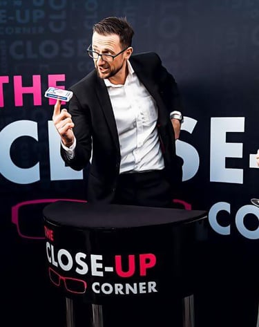 ✨Close-Up Chris✨