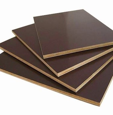 Fenolik film kaplı huş plywood – beton kalıbı için uygun
