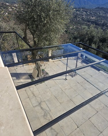 Photo de verrière + double vitrage + fenêtre sur mesure + coulissant aluminium + verre + fenetre