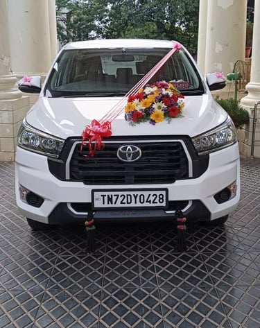 Wedding Car Rental in Chennai – Decorated Toyota Fortuner by Thangavelu Travels