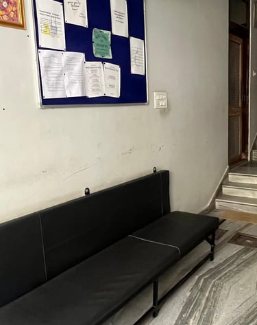 Well-maintained porch area at Siyash Luxury Girls PG Pratap Nagar Jaipur