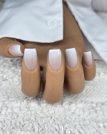 gros plan extension capsules finition babyboomer