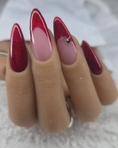 pose ongles capsules finition french rouge