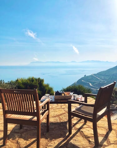 colazione con vista mare