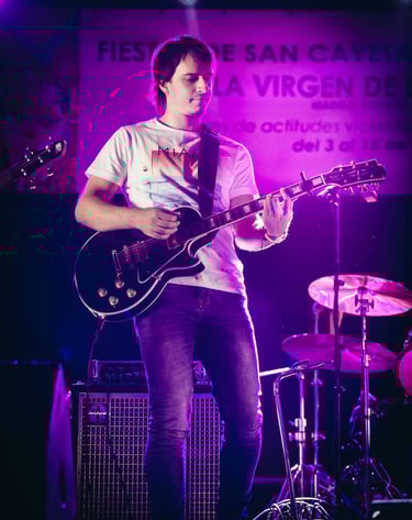Guitariste Jesús Sanz à Madrid