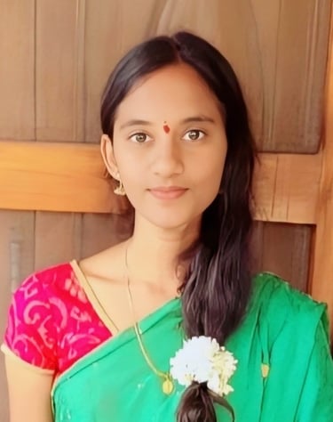 suvarna kumari vannekuti - CEO of Suvarna Visions, leading website design agency based in Vijayawada
