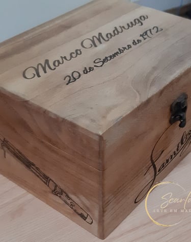 Artesanato em Madeira Pirogravura Scarlati Loja peças Presentes personalizadas trabalhos madeira rústica Decoração artesanal 