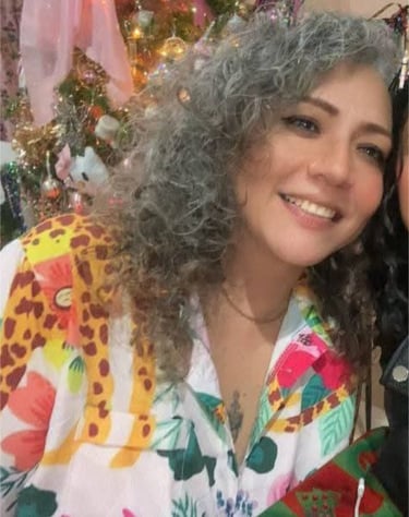 Gabriela Castelo especialista en ramos de novia