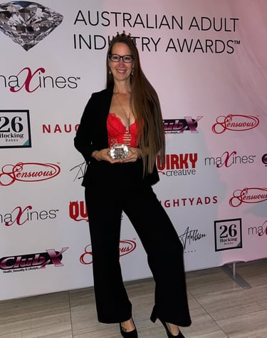 Pleasurelit Patricia with her adult industry award