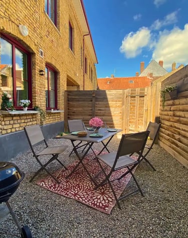 Private outdoor terrace, corporate accommodation in Saint-Omer