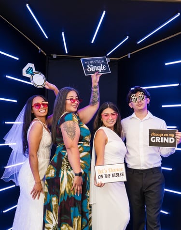 Vogue Photo Booth rental in Bakersfield