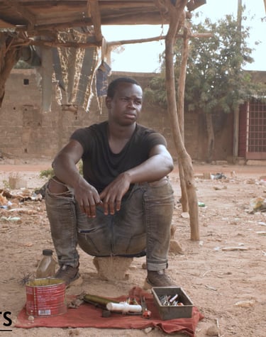 Ouagadougou Burkina Faso Court métrage Les Débrouillards vendeur ambulant