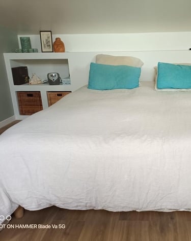 amenagement-interieur-tete-de-lit-sur-mesure-les-sables-d-olonne-talmont-saint-hilaire-les-achards-saint-gilles