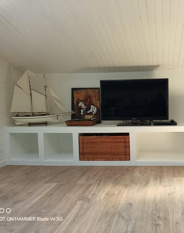 mur-tv-sur-mesure-les--sables-d-olonne-talmont-ile-d-olonne-les-achards