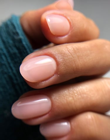 RESULTADO UNHAS MOLDADAS A GEL