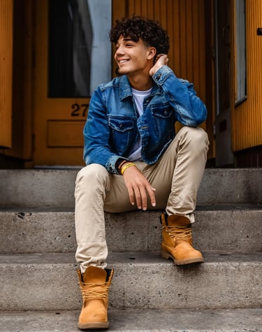 Lancaster PA senior picture photographer. Manheim PA Senior Picture Photographer. Senior Photos