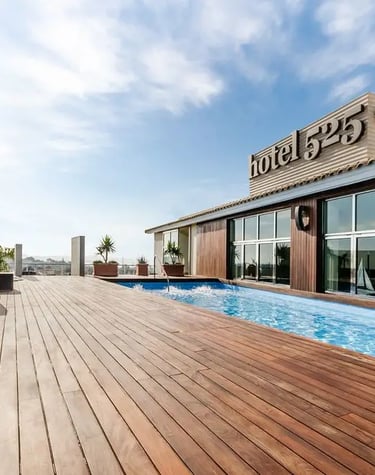 Hotel con Ventanas de aluminio RPT