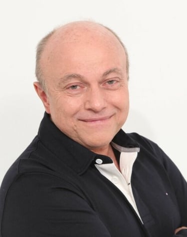 Pascal Daubias, professeur de stand-up à Paris depuis 33 ans — Comic Academy