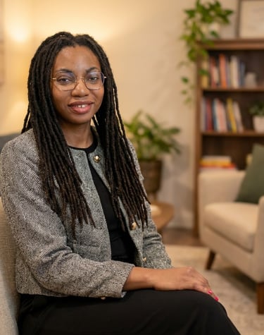 Paule Nken - Travailleuse Social Francophone Ottawa | adultes, anxiété, dépression | 613-501-2175