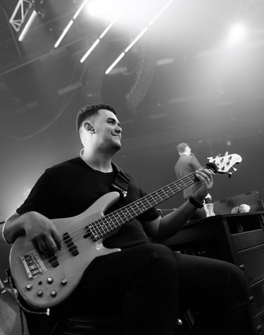 Guitar, Bass Lessons in Melbourne