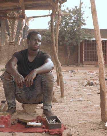 Ouagadougou Burkina Faso Court métrage Les Débrouillards vendeur ambulant