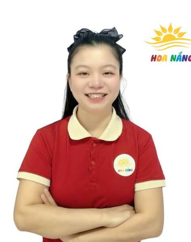 Cô Nhuần – giáo viên phát triển kỹ năng và hành vi tích cực tại Trung tâm Hoa Nắng Hải Phòng.