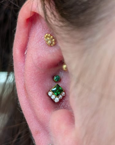 des piercings a l'oreille