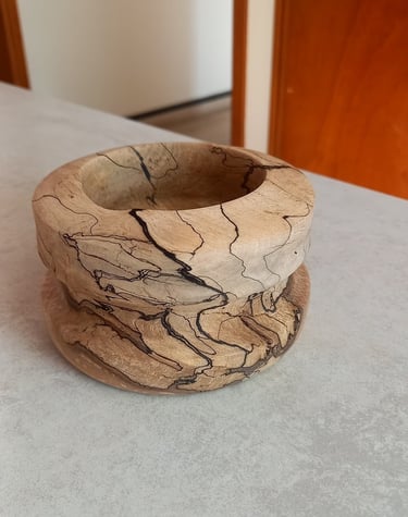 Bougeoir en hêtre échauffé