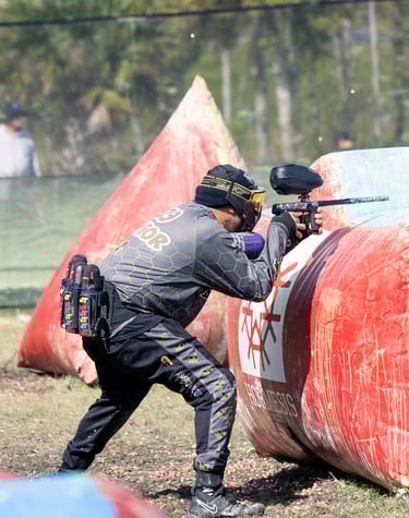 Killa Bees player behind bunker