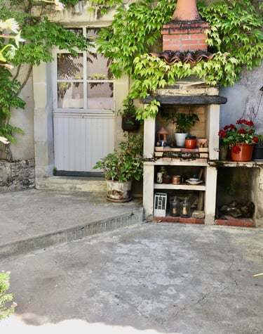 anjou angers vihiers cholet saumur vignobles vin chaleur joie douceur week end clés en mains