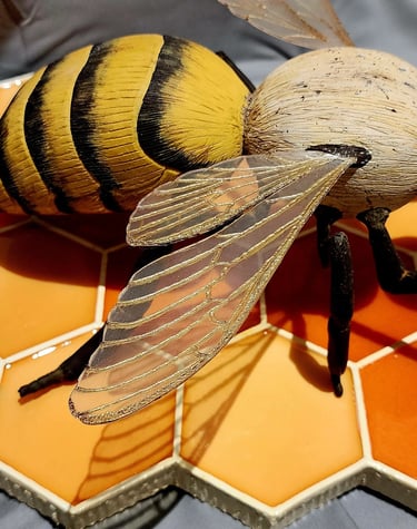 Honey Bee Carved by Harry Mashburn 