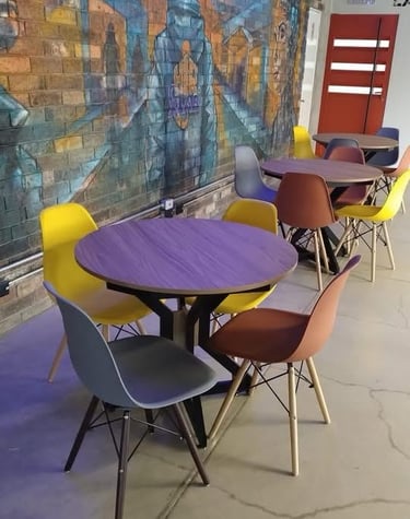 comedor de herrería y madera