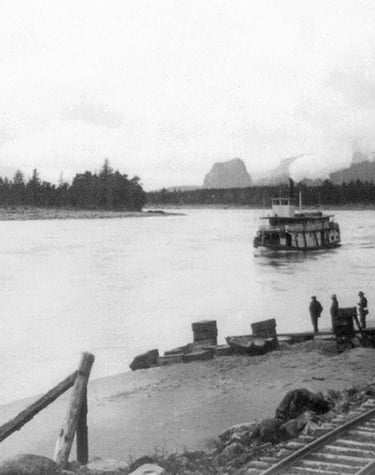Riverboat Near Beacon Rock