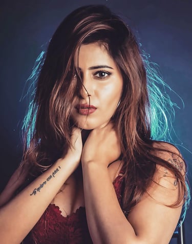 Explore Lucknow and beyond with Call Glam Girls' travel companions.