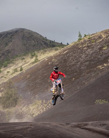 Bali volcano dirt bike tour