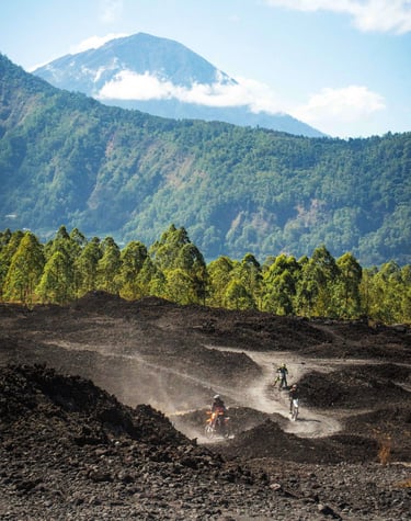 Bali Ubud volcano dirt bike tour