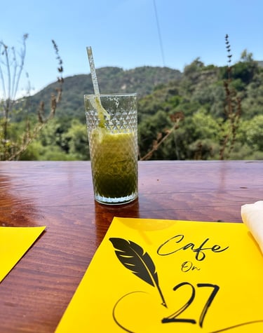 Cafe 27 Topanga, Dining in Topanga